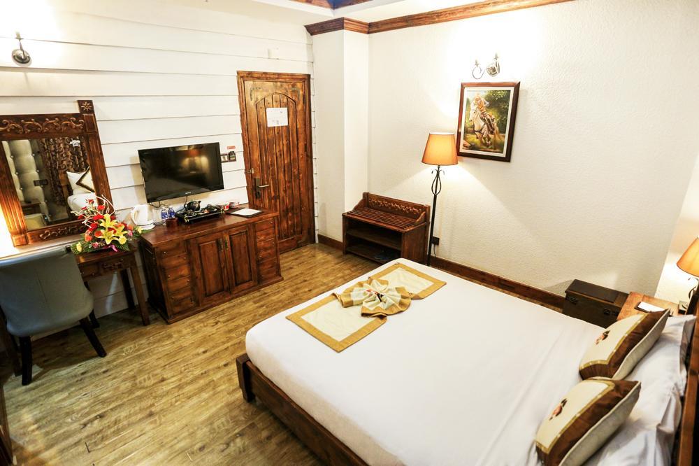 Seventeen Saloon Hotel Da Nang Exterior foto
